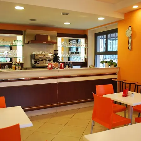 Hotel Smeraldo 2*