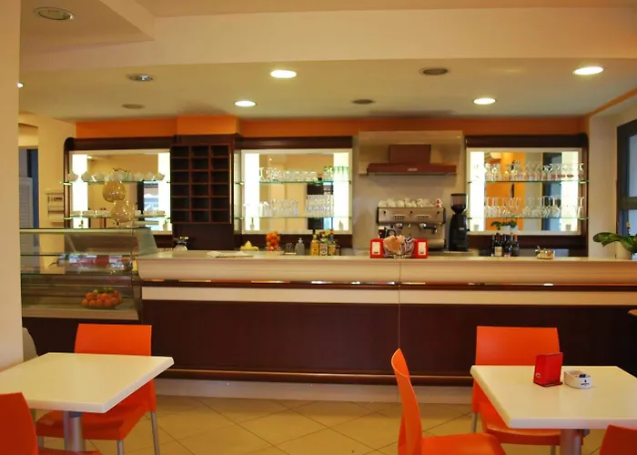 Smeraldo Отель 2*