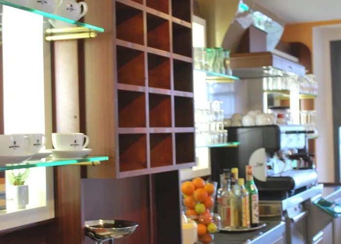 Отель Smeraldo Кастельнуово-ди-Магра